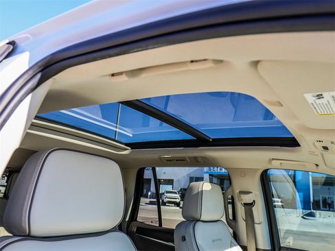 Used 2022 GMC Yukon Denali image 19