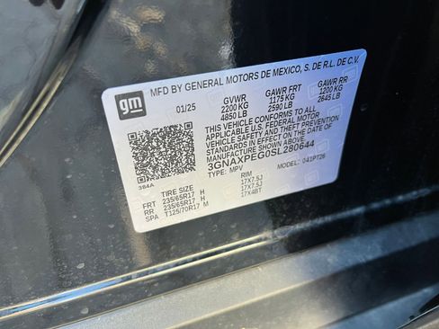 Used 2025 Chevrolet Equinox LT image 24