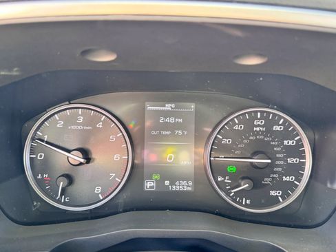 Used 2024 Subaru Ascent Limited AWD/4WD image 17