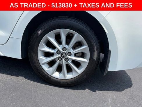 Used 2021 Toyota Corolla LE w/ LE Convenience Package FWD image 10