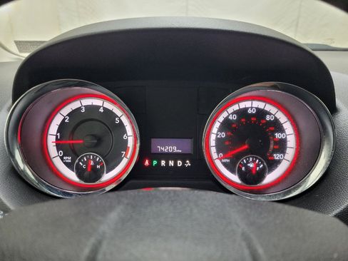 Used 2018 Dodge Grand Caravan SE FWD image 23