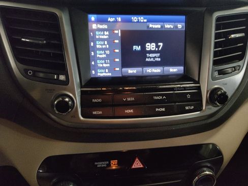 Used 2018 Hyundai Tucson SEL FWD image 25