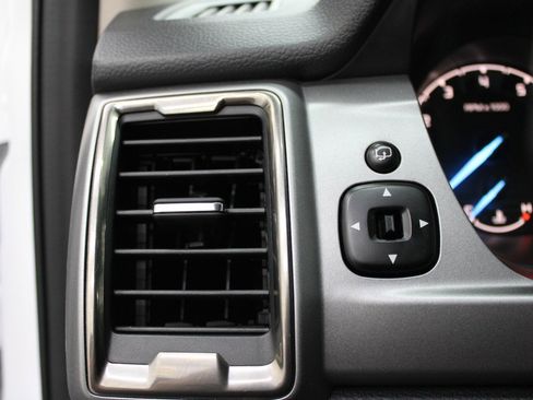 Used 2020 Ford Ranger XLT w/ Equipment Group 301A Mid image 18