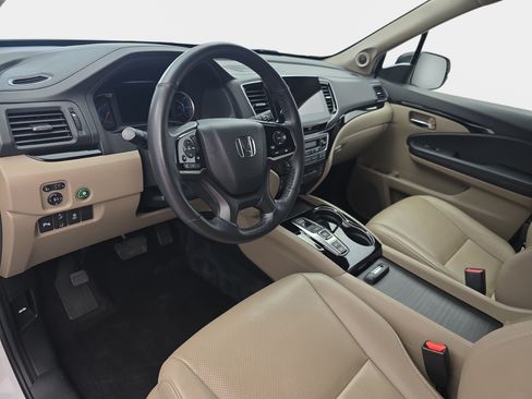 Used 2021 Honda Pilot Elite image 17