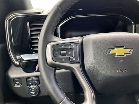 Used 2024 Chevrolet Silverado 2500 High Country AWD/4WD image 18