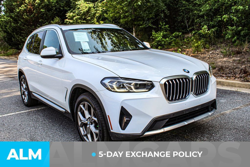 Used 2024 BMW X3 xDrive30i AWD/4WD image 3