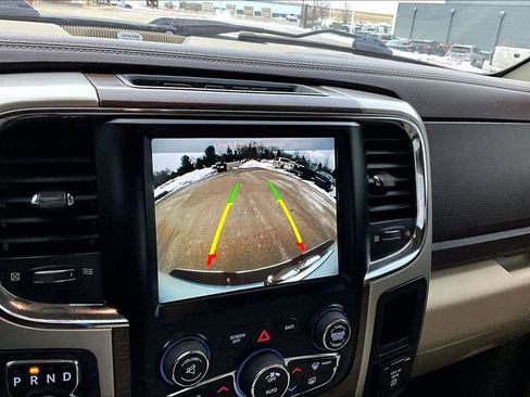 Used 2018 RAM 1500 Laramie image 16