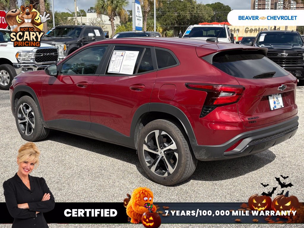 Used 2025 Chevrolet Trax RS w/ Sunroof Package FWD image 5
