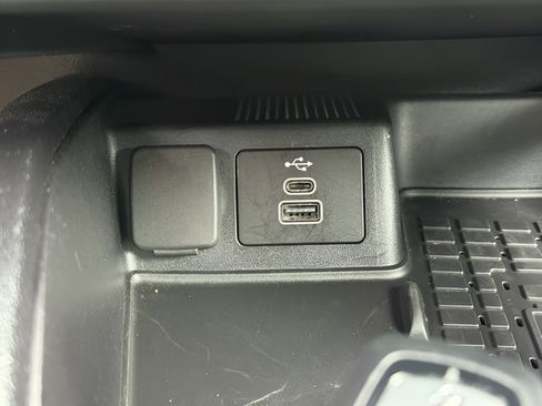 Used 2025 Ford Bronco Sport Badlands AWD/4WD image 13
