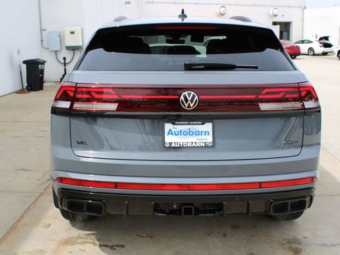 New 2026 Volkswagen Atlas Cross Sport SEL R-Line AWD/4WD image 5
