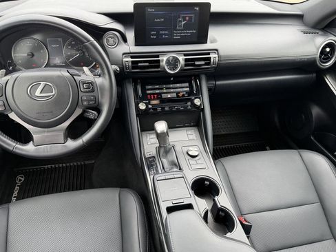 Used 2022 Lexus IS 300 AWD w/ Premium Package image 17