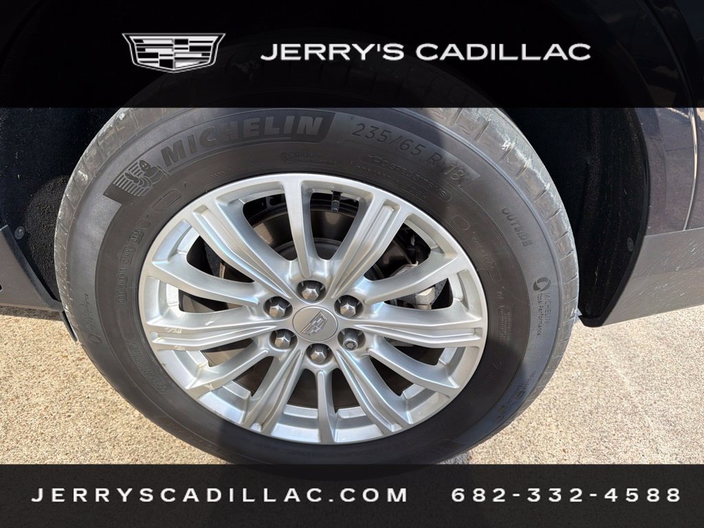 Used 2017 Cadillac XT5 FWD image 6
