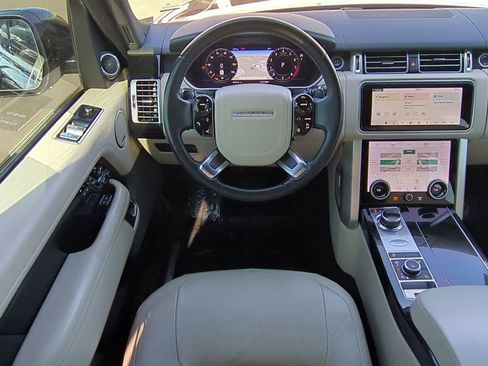 Used 2019 Land Rover Range Rover HSE image 15