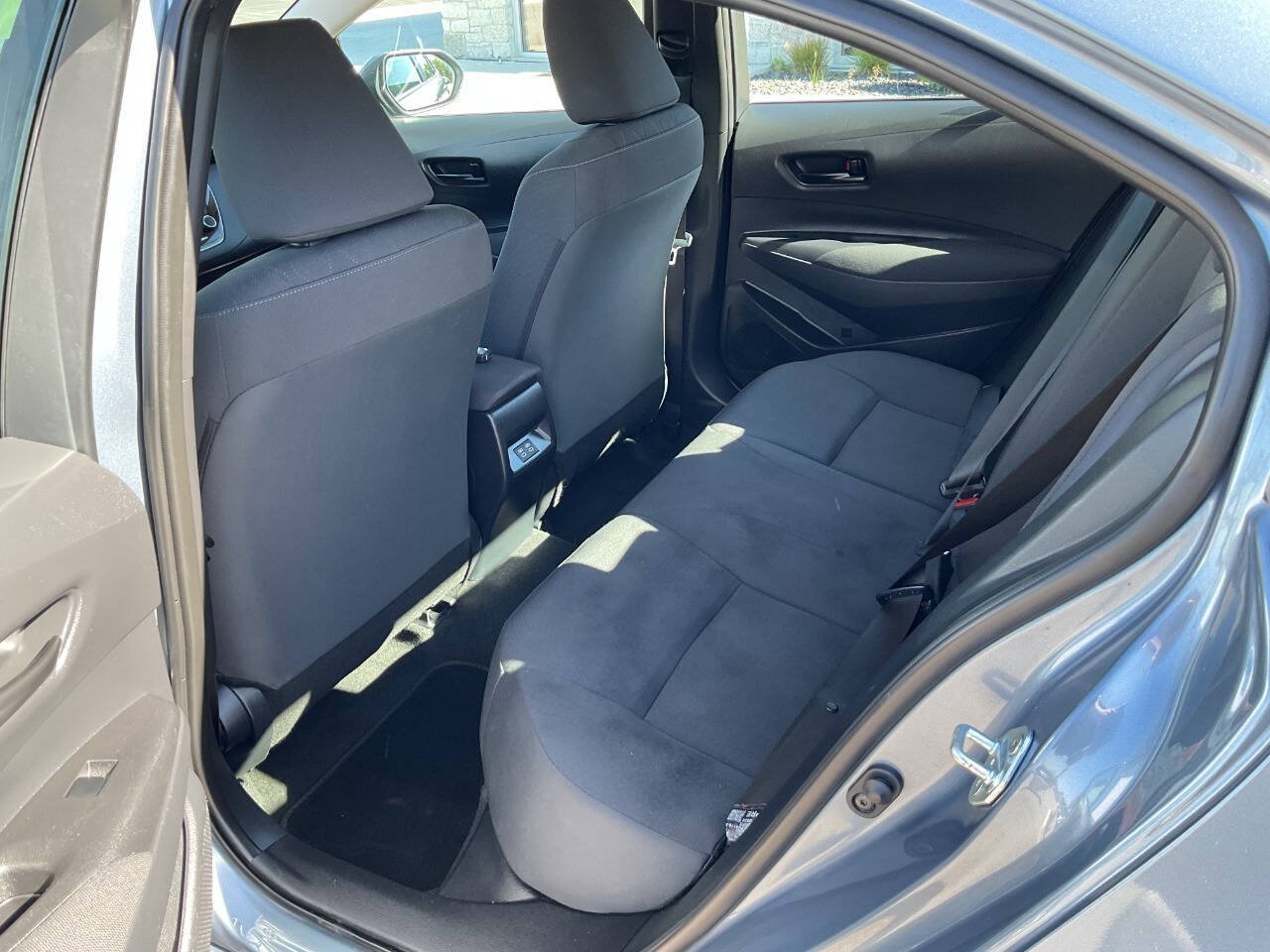 Used 2023 Toyota Corolla LE FWD image 32