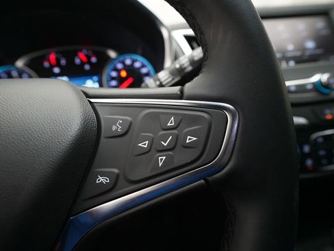 Used 2024 Chevrolet Equinox LT image 18