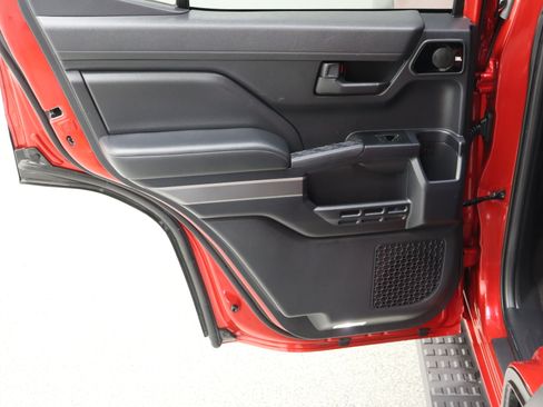Certified 2025 Toyota 4Runner TRD Off-Road Premium w/ Tow Technology Package AWD/4WD image 29