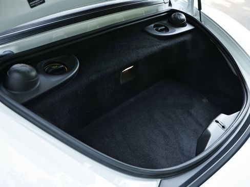 Used 2025 Porsche 718 Boxster S RWD image 30