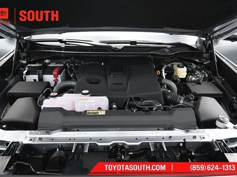 New 2026 Toyota Tundra Platinum AWD/4WD image 42