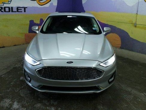 Used 2019 Ford Fusion Titanium image 7