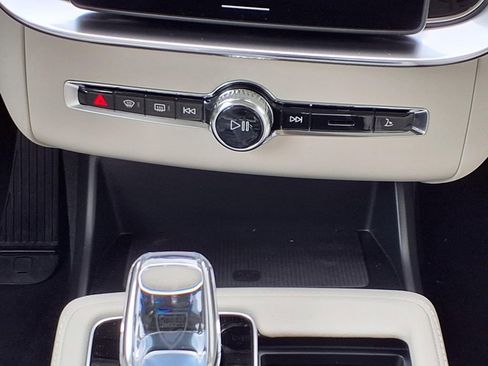 New 2026 Volvo XC90 T8 Ultra w/ Lounge Package AWD/4WD image 20