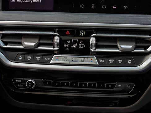 Used 2023 BMW X4 xDrive30i w/ M Sport Package image 13