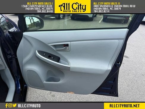Used 2012 Toyota Prius Three FWD image 10
