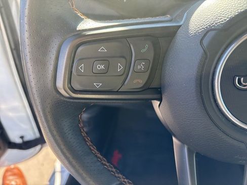 Used 2024 Jeep Gladiator Mojave w/ Safety Group image 23