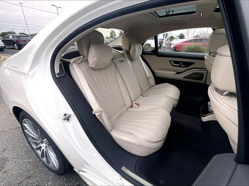Certified 2023 Mercedes-Benz S 500 4MATIC w/ AMG Line image 20