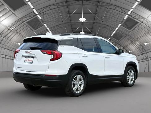 Used 2018 GMC Terrain SLE w/ Driver Convenience Package FWD image 7