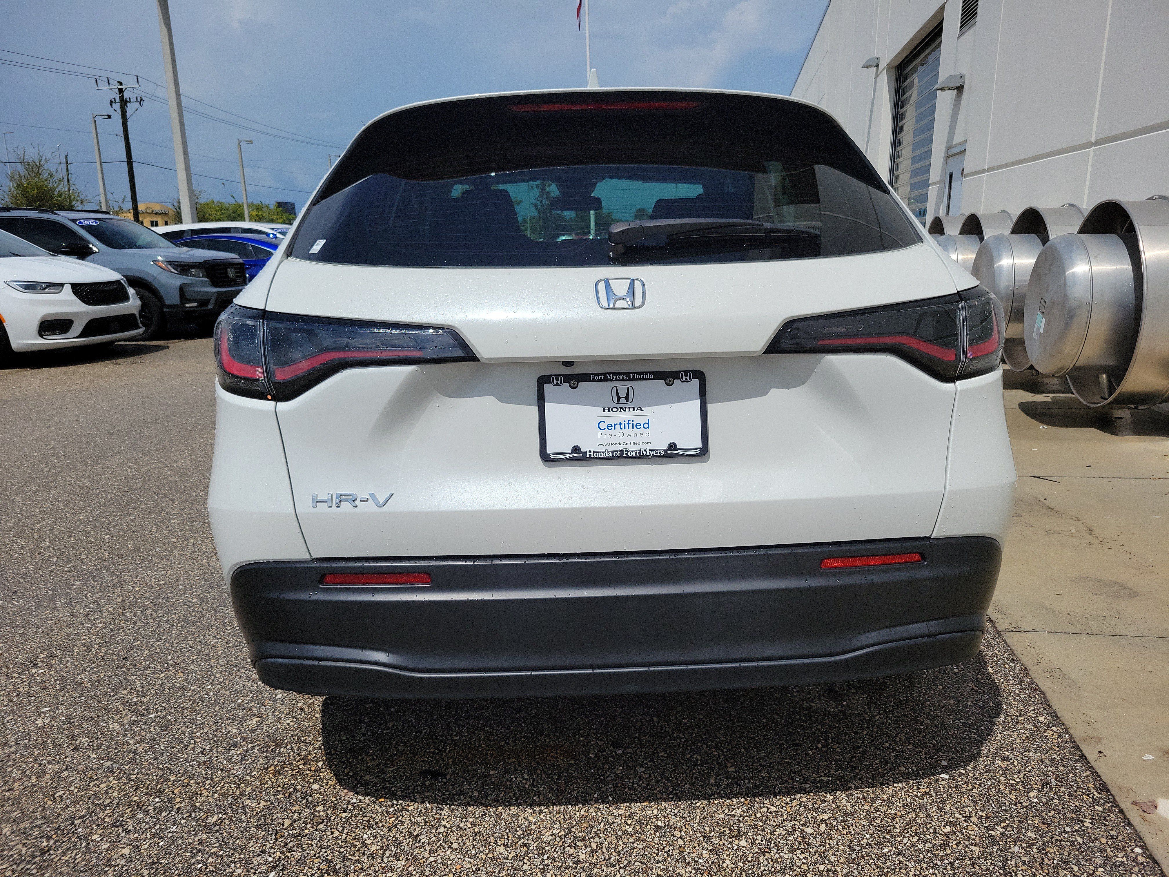 Used 2024 Honda HR-V LX image 5