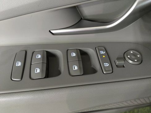 Used 2025 Hyundai Elantra Sport FWD image 27