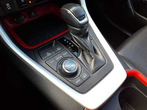 Used 2021 Toyota RAV4 TRD Off-Road image 27