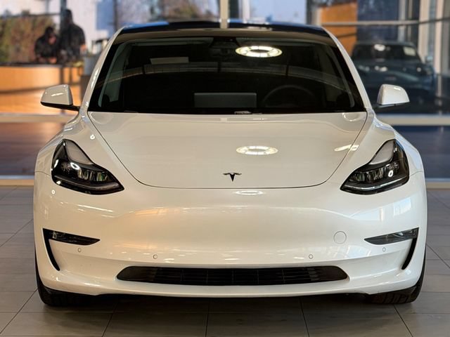 Used 2021 Tesla Model 3 Standard Range Plus RWD image 2