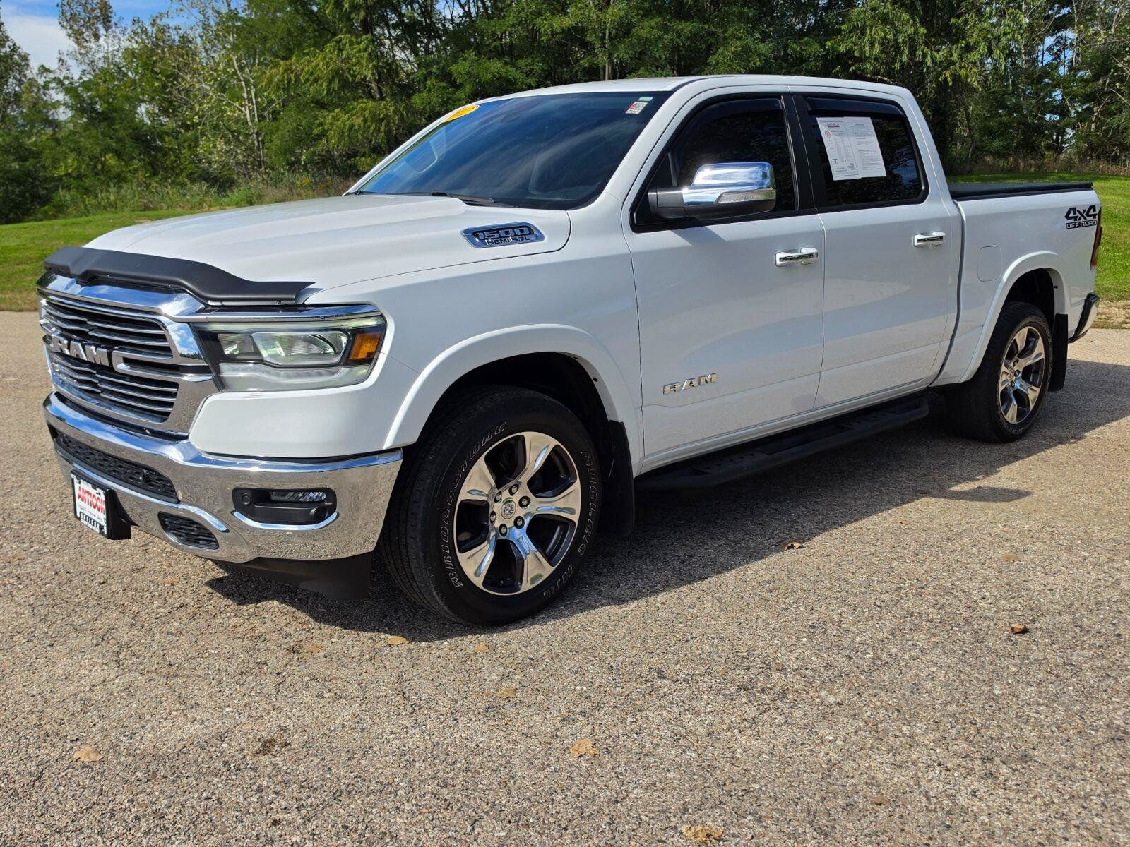 Used 2022 RAM 1500 Laramie AWD/4WD image 2
