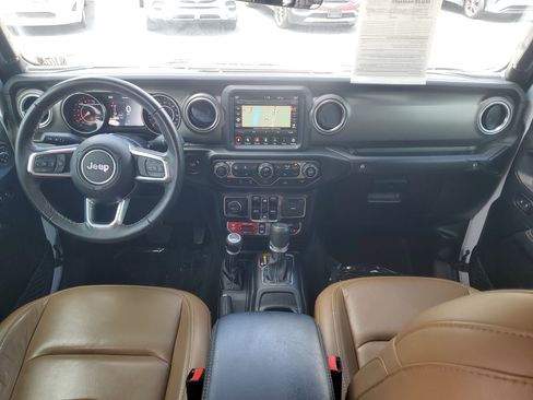 Used 2022 Jeep Gladiator Rubicon w/ LED Lighting Group image 16