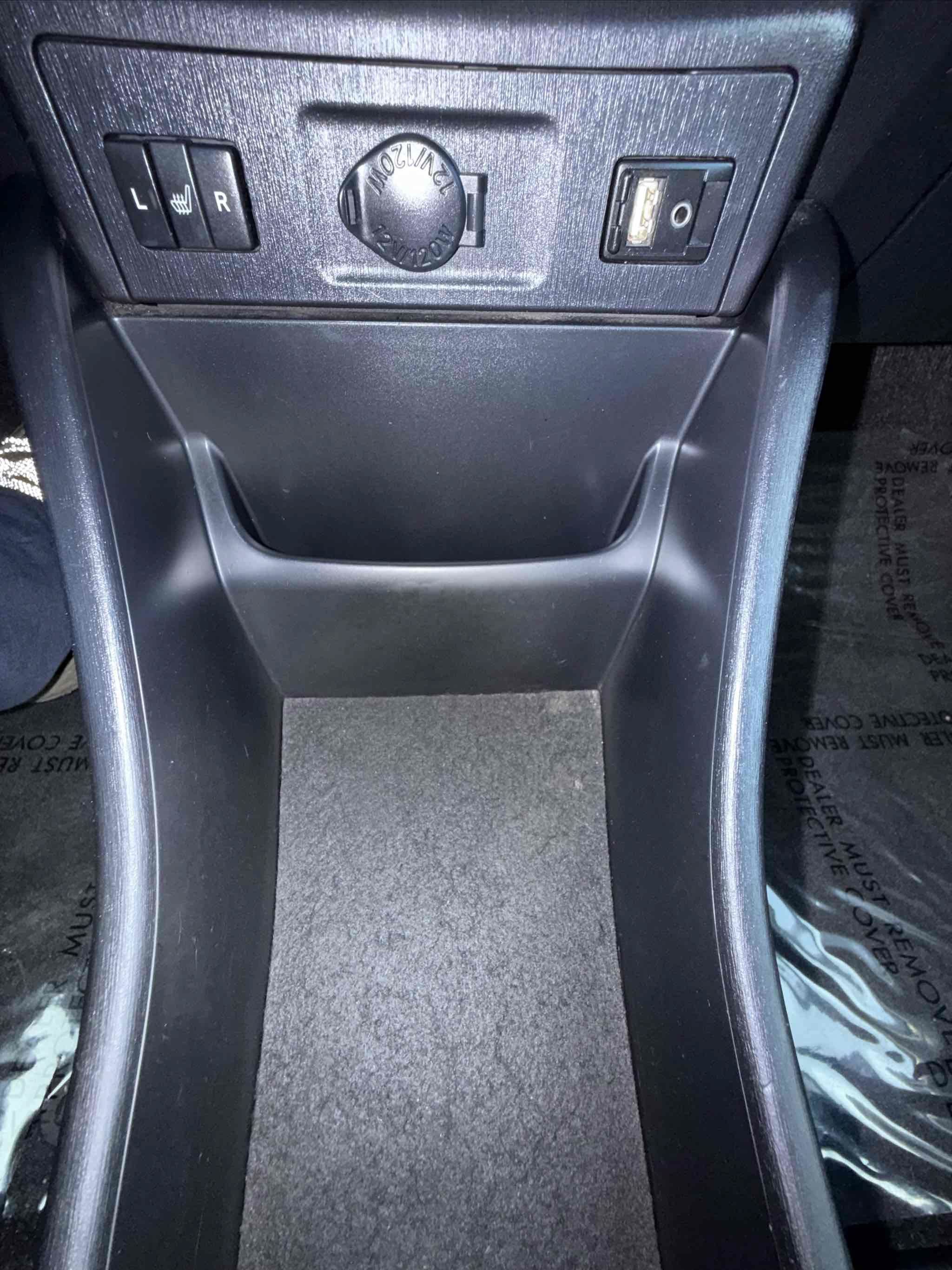 Used 2017 Toyota Prius V Four FWD image 97