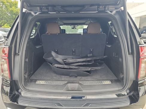 Used 2021 Chevrolet Suburban High Country w/ Premium Package image 27