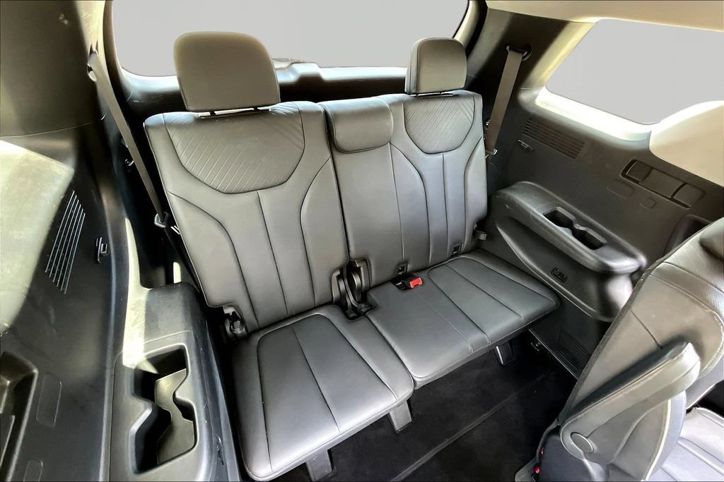 Used 2024 Hyundai Palisade SEL FWD image 25