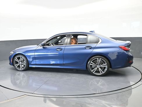 Used 2021 BMW 330i Sedan w/ Premium Package image 3