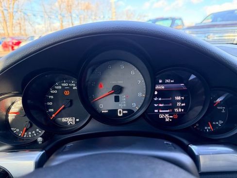 Used 2015 Porsche 911 Carrera 4S AWD/4WD image 18