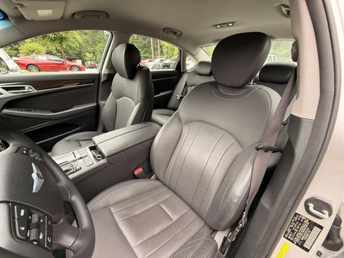 Used 2015 Hyundai Genesis 3.8 RWD image 48