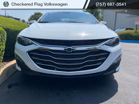 Used 2024 Chevrolet Malibu LT FWD image 12