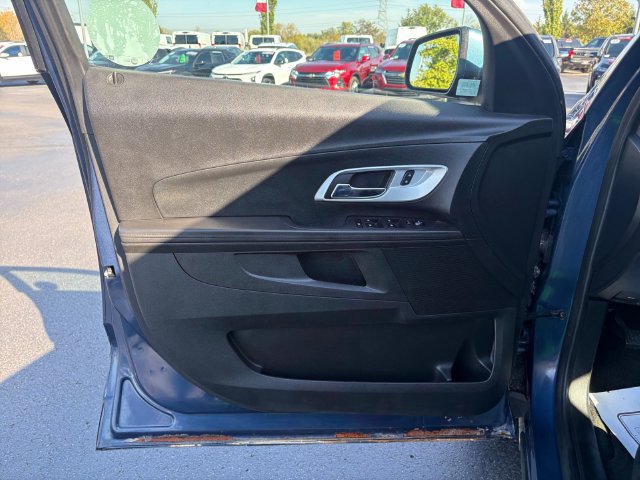 Used 2017 Chevrolet Equinox LT w/ Convenience Package FWD image 17