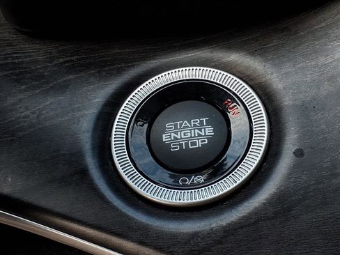 Used 2021 Jeep Grand Cherokee L Limited image 21