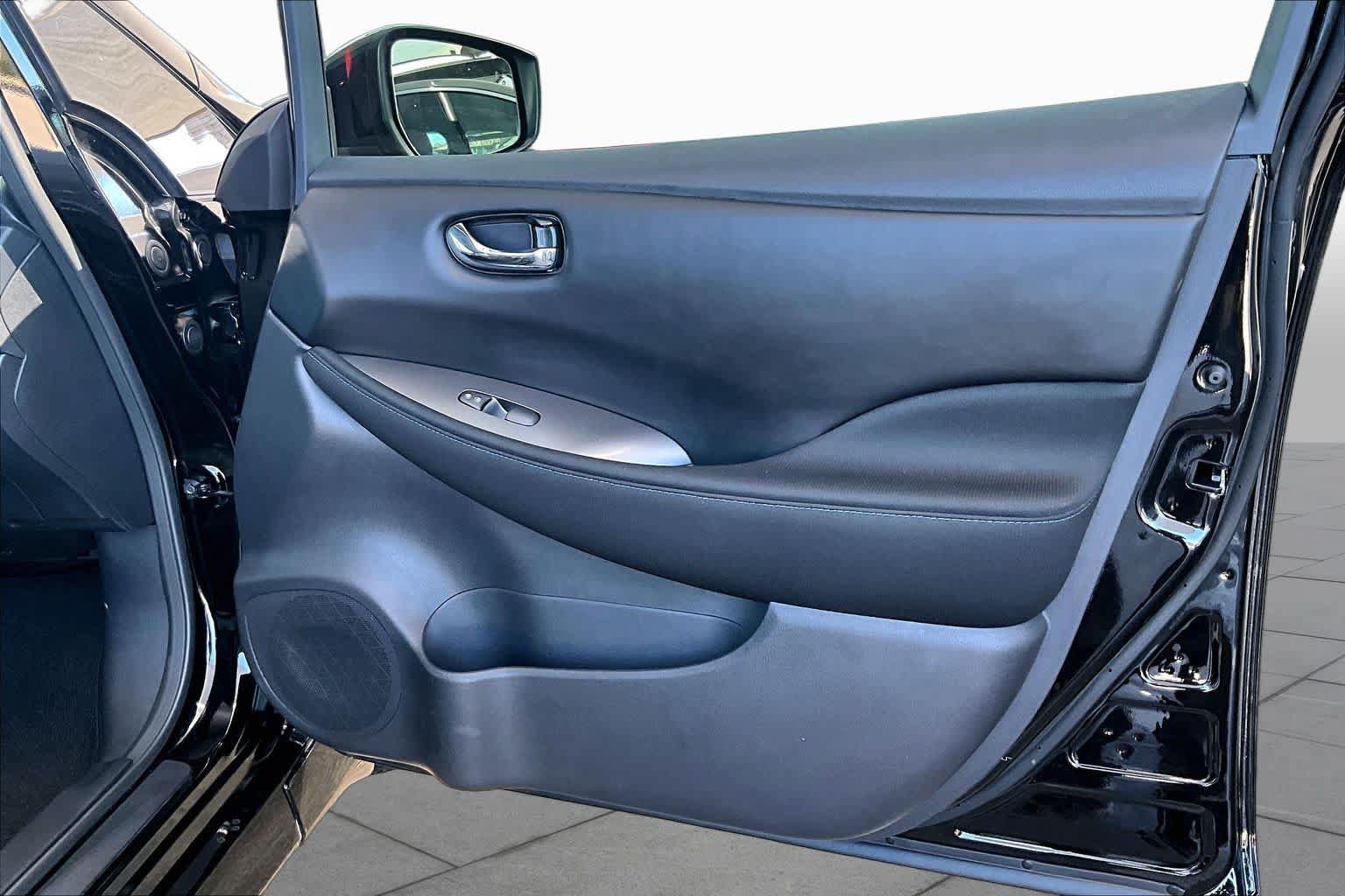 Used 2023 Nissan Leaf S FWD image 22