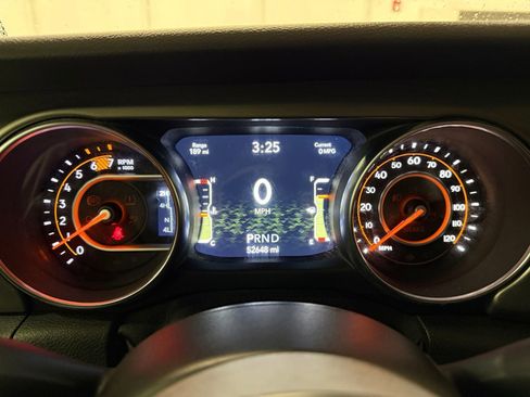 Used 2020 Jeep Wrangler Unlimited Sport AWD/4WD image 12