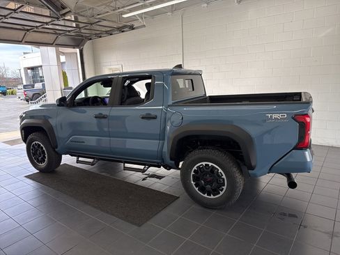 New 2026 Toyota Tacoma TRD Off-Road image 5