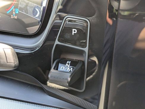 Certified 2025 Porsche Cayenne Coupe image 21