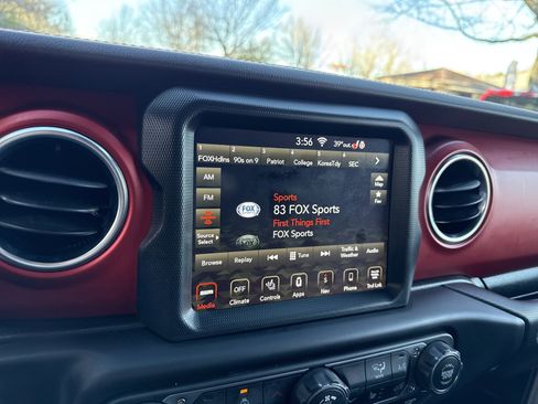 Used 2020 Jeep Gladiator Rubicon image 29