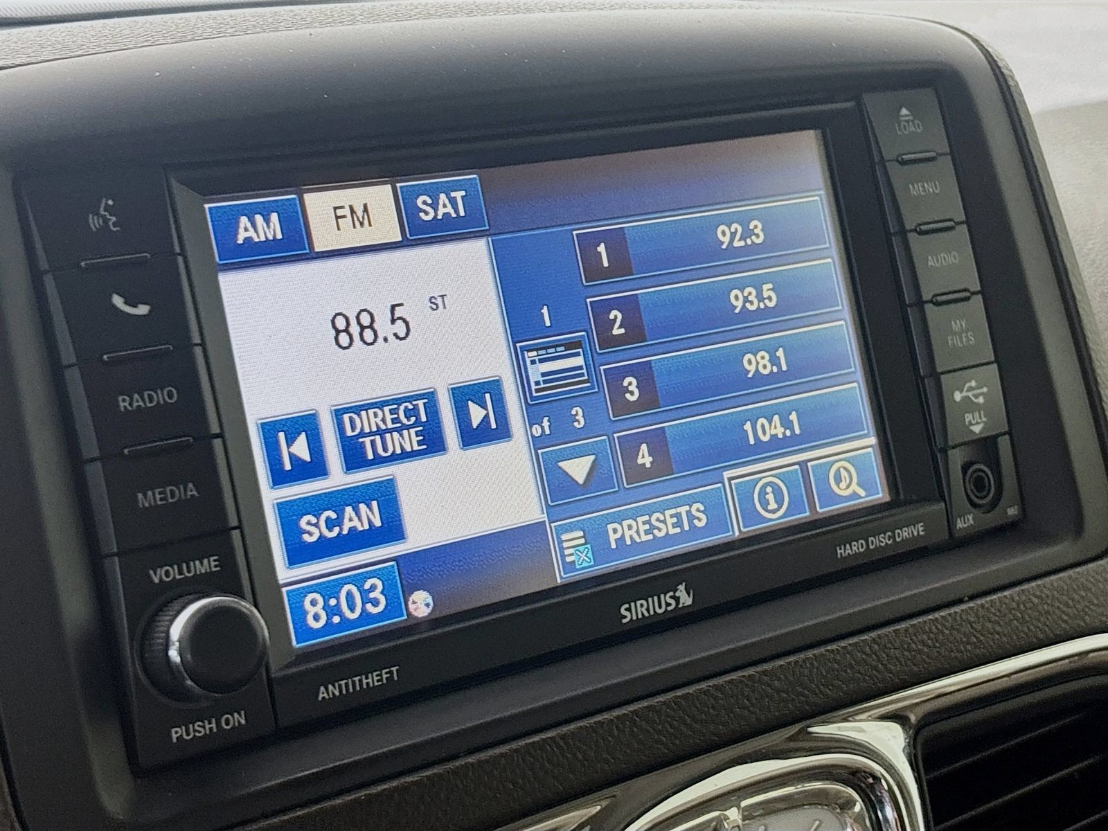 Used 2012 Chrysler Town & Country Touring w/ Entertainment Group #1 FWD image 14